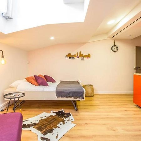 Apartament Charming Little Next In Vieux-Lyon By Guestready Zewnętrze zdjęcie