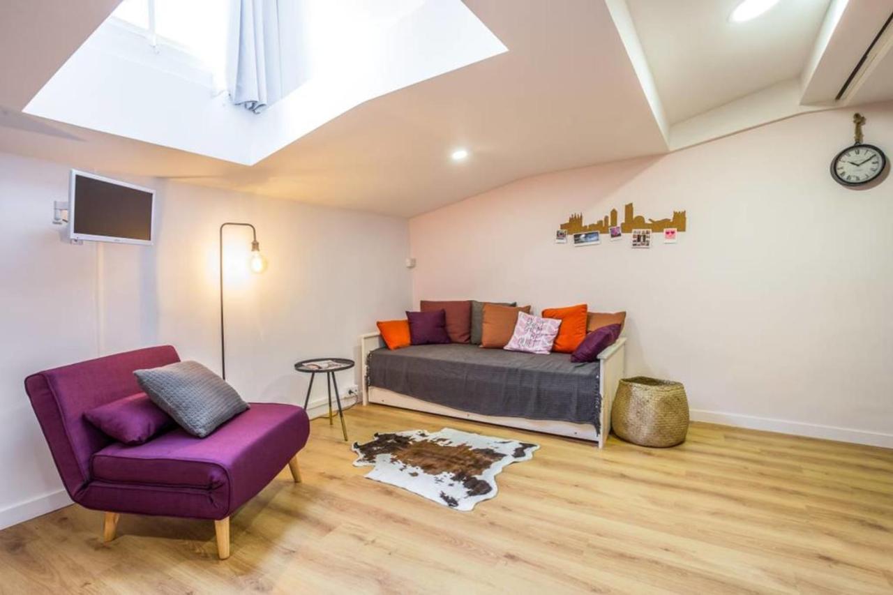 Apartament Charming Little Next In Vieux-Lyon By Guestready Zewnętrze zdjęcie